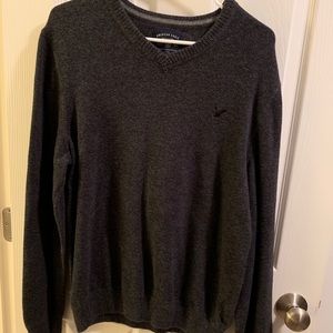 American Eagle men’s sweater